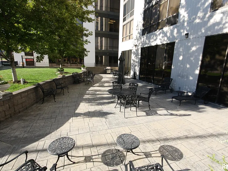 125 SW Jefferson Ave #W11W — Photo 6