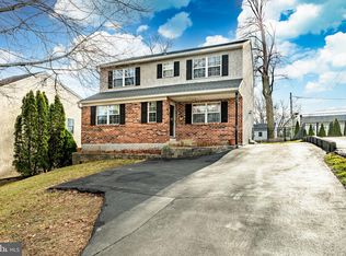 421 E Eagle Rd, Havertown, PA 19083