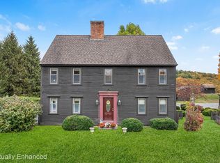 4 Lincoln St, Lunenburg, MA 01462