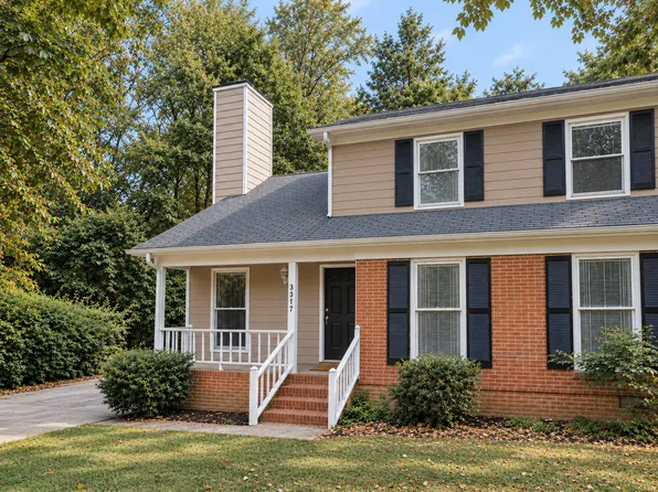 3317 Windsor Dr, Charlotte, NC 28209
