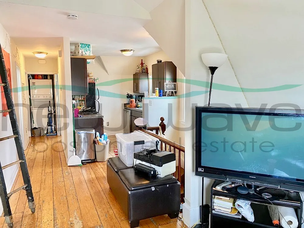 3 bed, 1100 sqft, $5,000 — Photo 4