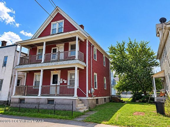 3rd image of 740 Orchard St