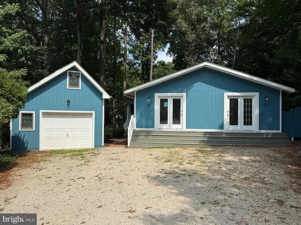 30 Sloop Ln, Ocean Pines, MD 21811