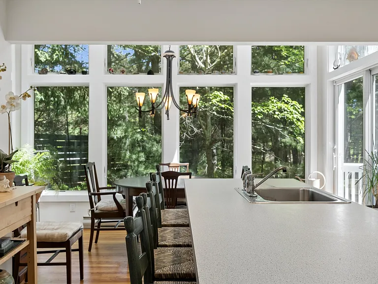 640 Hands Creek Rd — Photo 3