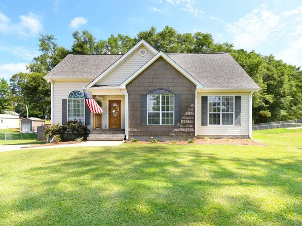 251 Oak St, Thorsby, AL 35171