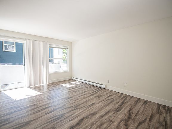 5th image of 5815 20th Ave NW APT 3