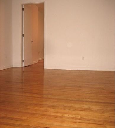 3rd image of 331 E 89th St APT 3W