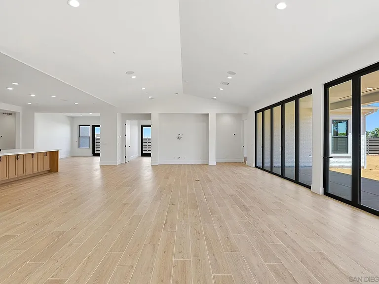 425 Bell Ranch Rd — Photo 9