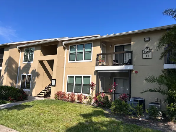4005 Crockers Lake Blvd, Sarasota, FL