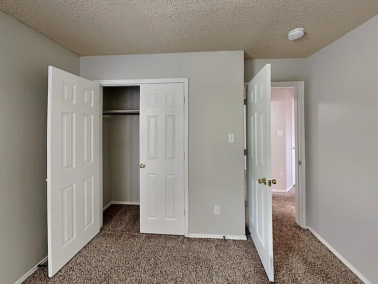3990 Sarasota Springs Dr — Photo 12