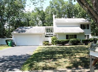 23 Chelsea Rd, Jackson, NJ 08527