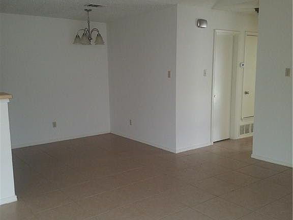 5th image of 644 San Mario Ct