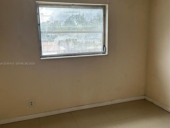 4th image of 1050 E Sample Rd APT 208