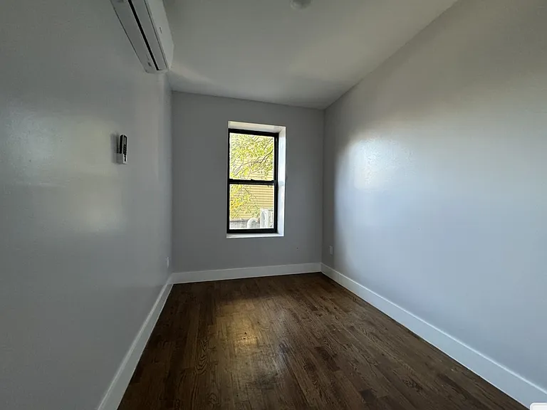 233 Martin Luther King Dr #2R — Photo 3