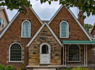 3912 Monticello Blvd, Cleveland Heights, OH 44121