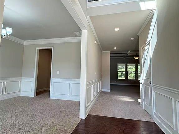 2nd image of 3059 Ivy Crossing Dr