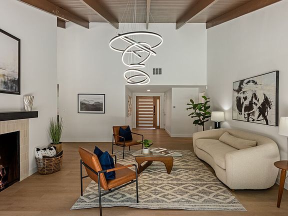 2nd image of 23611 Ladrillo St