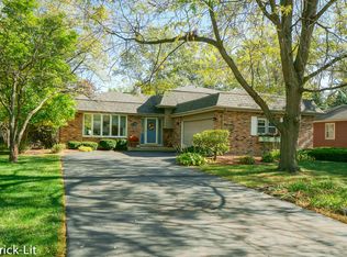 529 Cottonwood Rd, Frankfort, IL 60423