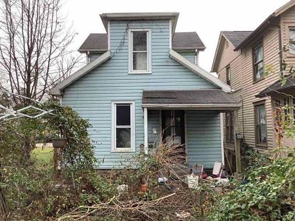 2nd image of 326 Vanderveer St