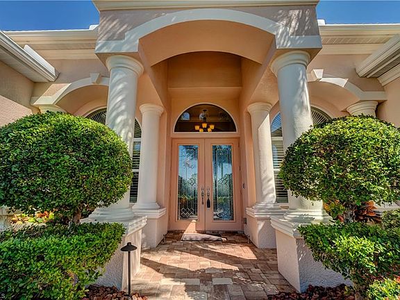 4th image of 5407 SW 26th Ct