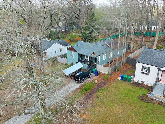 2nd image of 1924 Lomita Rd SE