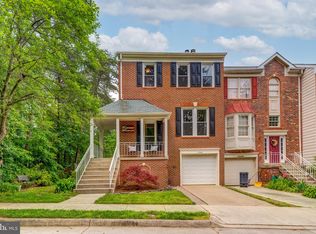 12202 Derriford Ct, Woodbridge, VA 22192