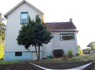 519 13th St, Oregon City, OR 97045
