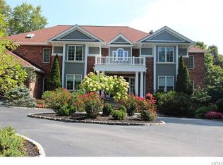 2 Hemlock Rise, Armonk, NY 10504