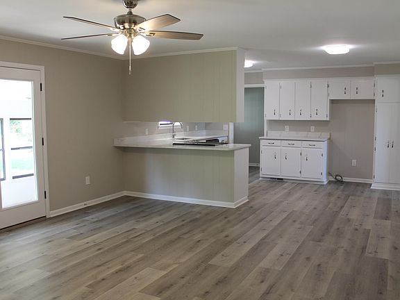 3rd image of 235 Sadonnah Ln