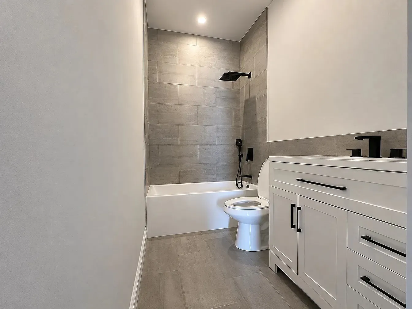 4 bed, 1500 sqft, $3,850 — Photo 4