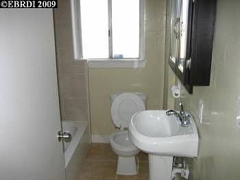 2nd image of 404 S 36th St