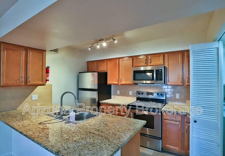 200 E Southern Ave #219 — Photo 1