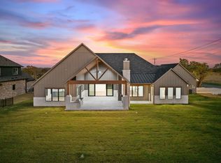 300 Ryker Ln, Gunter, TX 75058