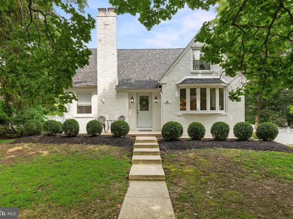18 E Ormond Ave, Cherry Hill, NJ 08034