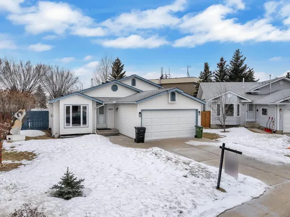 3623 24th Ave NW, Edmonton, AB T6L 4V5