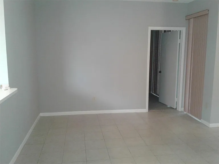11969 NW 11th St #11969 — Photo 7