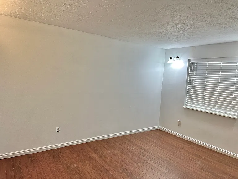 841 E Apple Park Way #BASEMENT — Photo 6