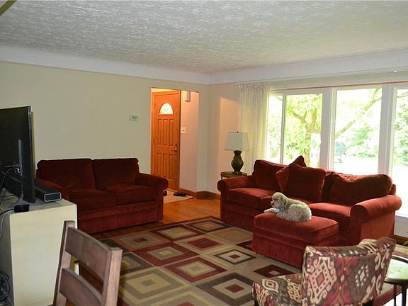 4th image of 17129 Sunset Dr