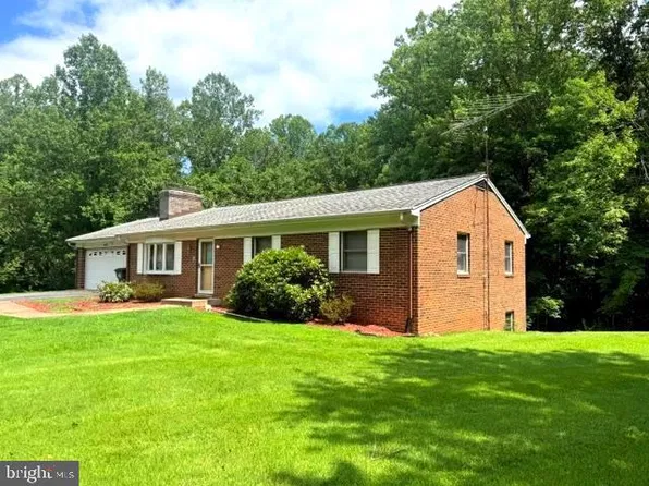 6415 Yates Ford Rd, Manassas, VA 20111