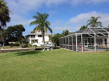 5th image of 1715 Baywood Dr