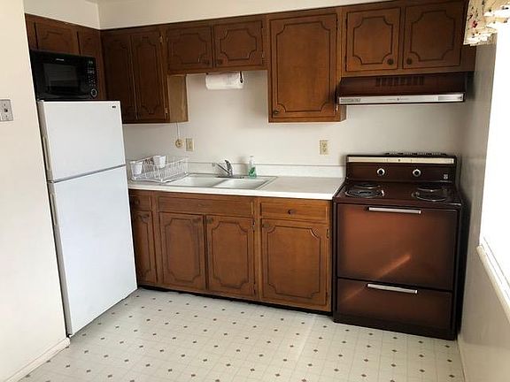 4th image of 1774 E Lincoln Ln APT 2