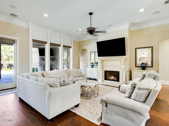 4th image of 120 Genna Ln