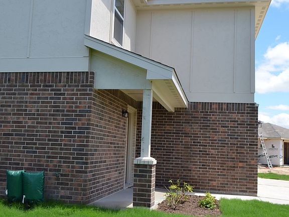 2nd image of 1701 Castroville Trl #A