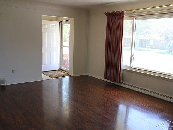 3rd image of 3115 Bertha Dr