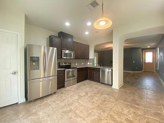 3rd image of 11128 Kirkland Hill Path