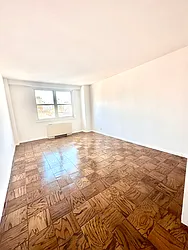 Rented by Addison Property Group