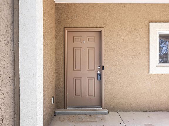 2nd image of 6708 Mountain Hawk Loop NE