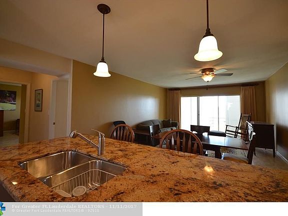 5th image of 608 NE 2nd St APT 338