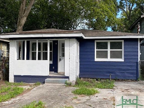 2nd image of 34 Burke Ave