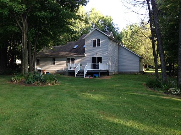 2nd image of 19634 Cyrus Ln